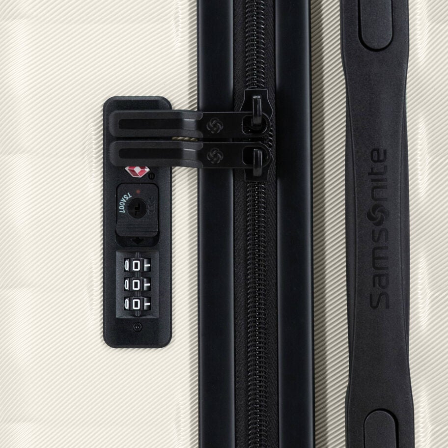Samsonite Xion Pro Spinner Carry-On&trade; in the color Off-White. image number 5
