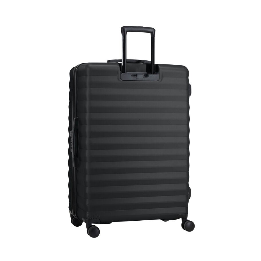 Samsonite Xion Pro Spinner Large in the color Black. image number 2