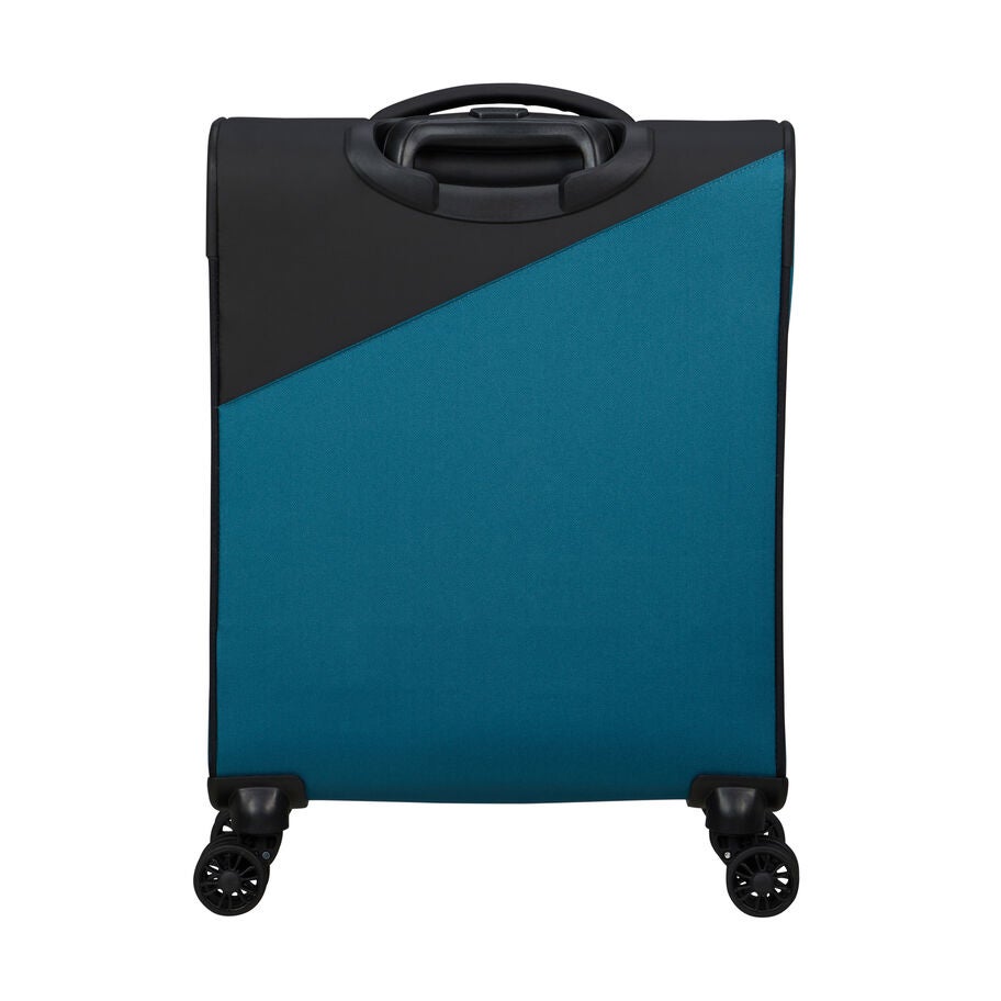 American Tourister Daring Dash Spinner Carry-On&trade; in the color Black/Blue. image number 5