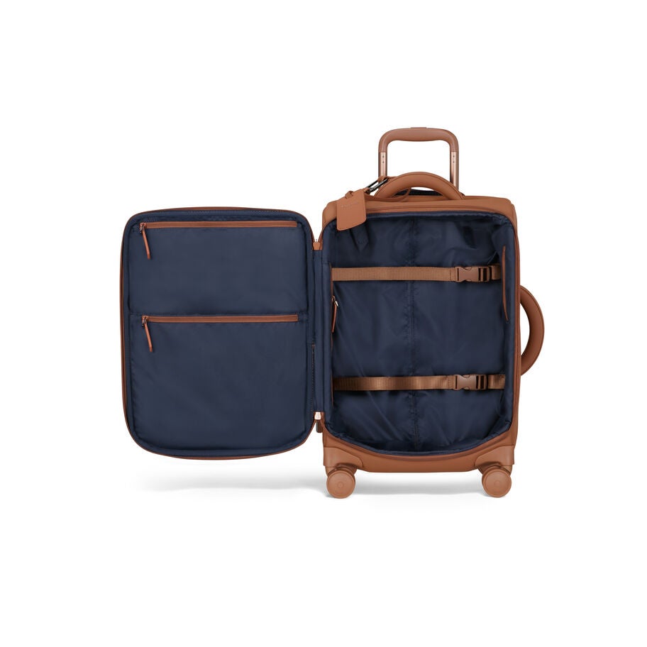 Lipault LOST IN BERLIN Valise Cabin 2.0 in the color Nutsy Nut. image number 2