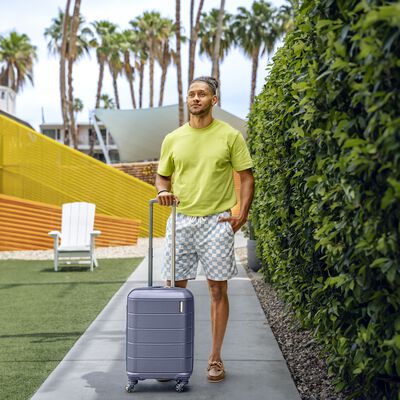 American Tourister Stratum 2.0 Spinner Carry-On&trade; in the color .