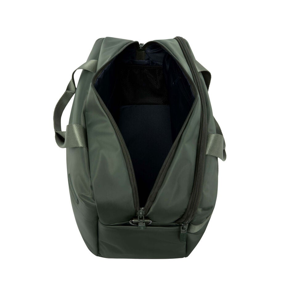 Lipault City Plume Sac 24 Heures in the color Khaki Green. image number 2