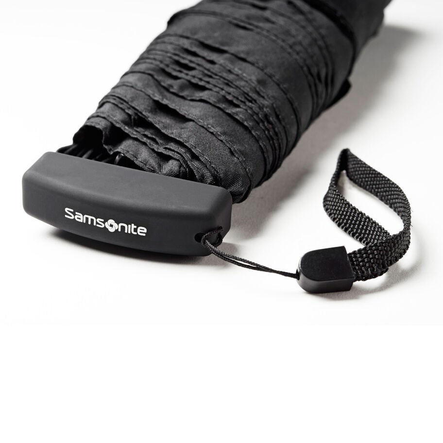 Samsonite Umbrellas Manual Compact in the color Black. image number 2