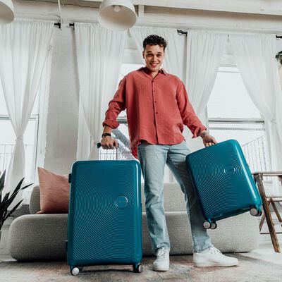 American Tourister Curio 3 Piece Set in the color .
