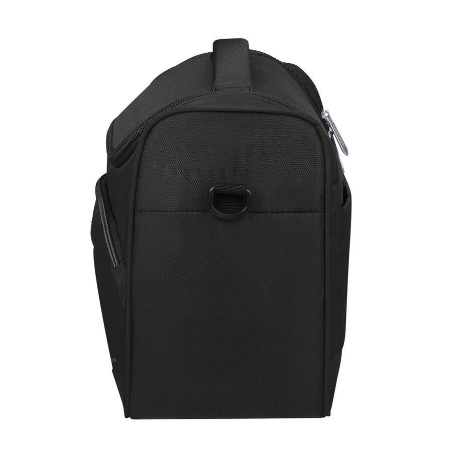 American Tourister SummerRide Large Toiletry Bag in the color Black. image number 2