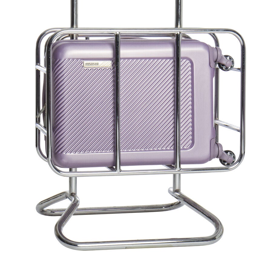 American Tourister Ikon valise de cabine &agrave; roues in the color Brume Violette. image number 2