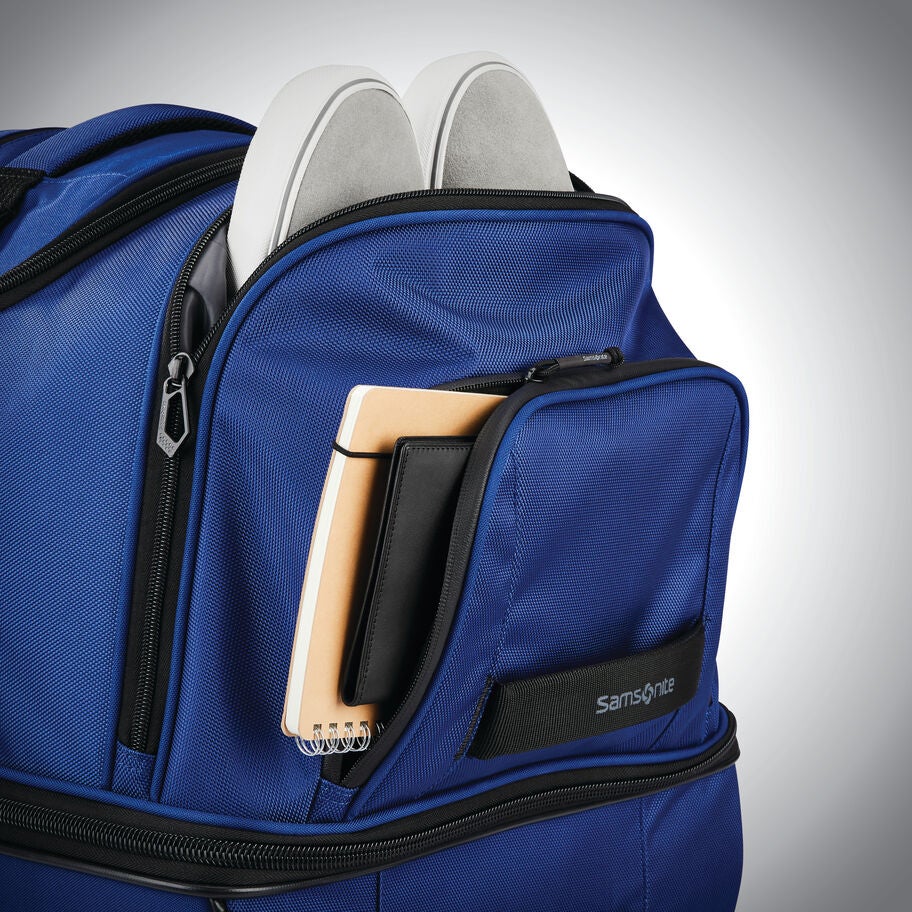 Detour 34" Wheeled Duffle Luggage Samsonite Canada