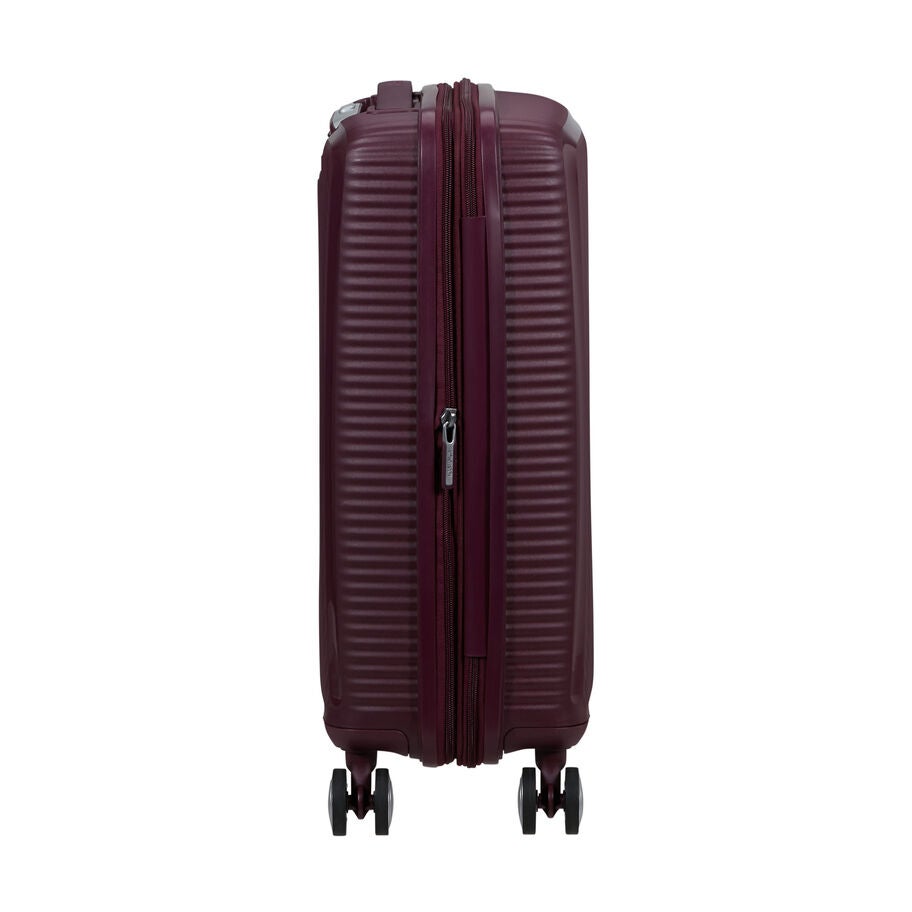 American Tourister Curio Valise de Cabine Spinner in the color Nouveau | Cerise Sauvage. image number 6