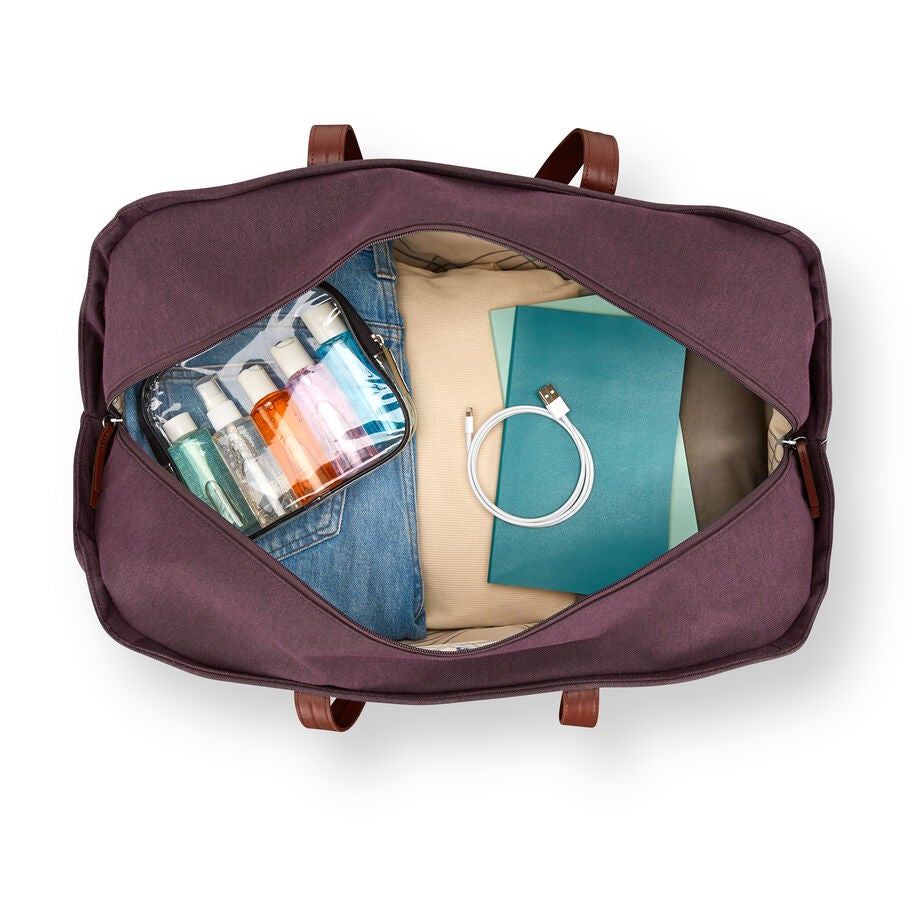 Samsonite Virtuosa Wheeled Duffle in the color Merlot. image number 1