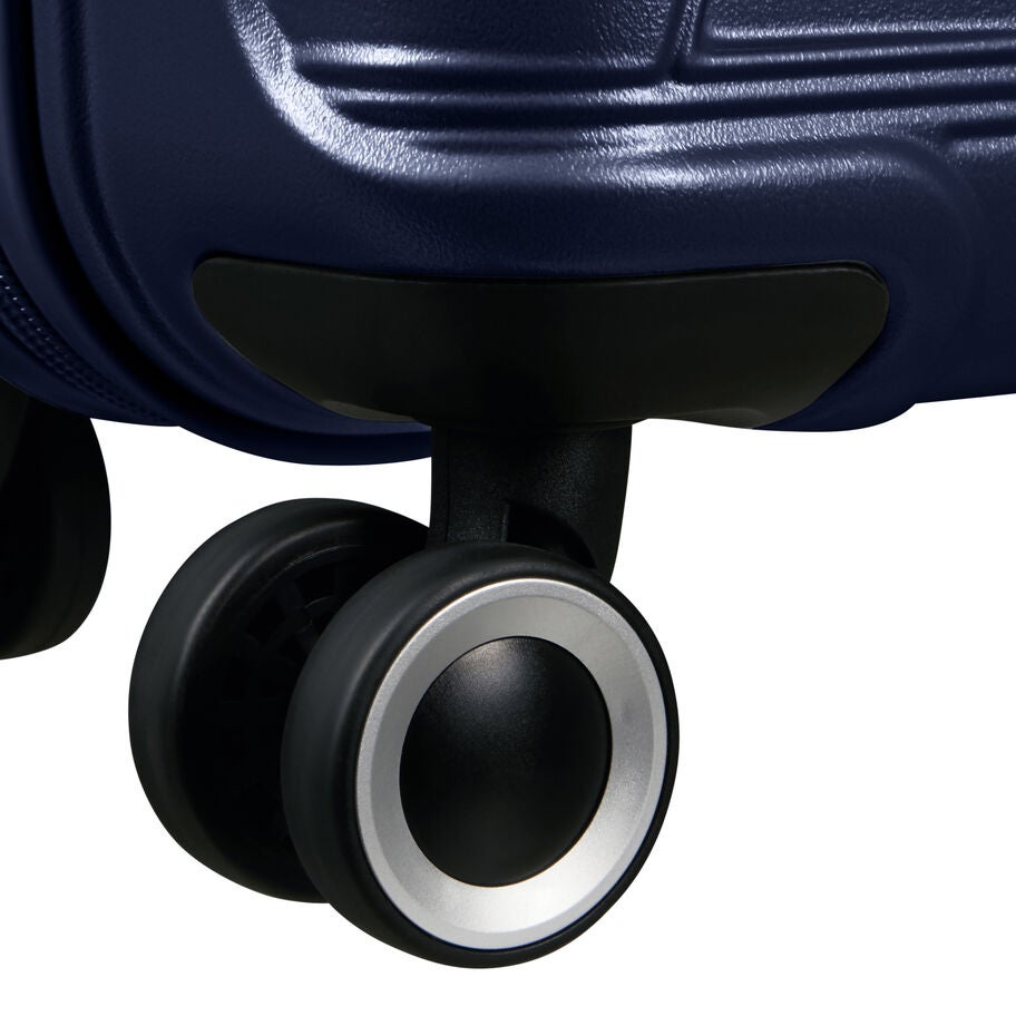 American Tourister Surftime Spinner Medium in the color Metallic Blue. image number 9