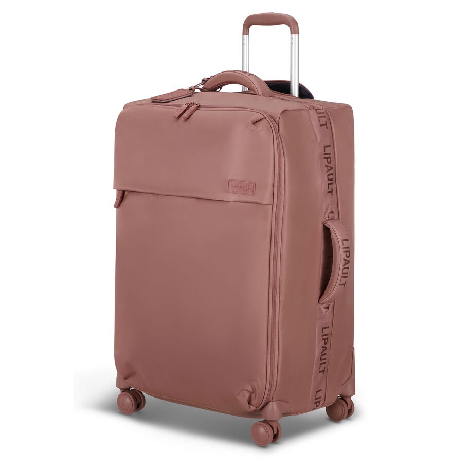 Lipault PLUME Valise Long S&egrave;jour in the color Bois De Rose. image number 0