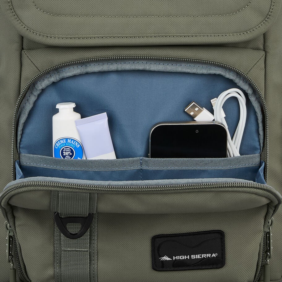 High Sierra Lineage Sac &agrave; Dos &agrave; Rabat in the color Olive. image number 2