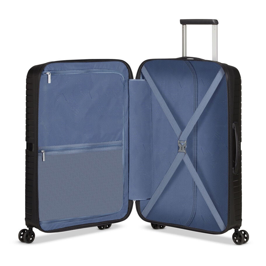 American Tourister Airconic Spinner Medium in the color Onyx Black. image number 1