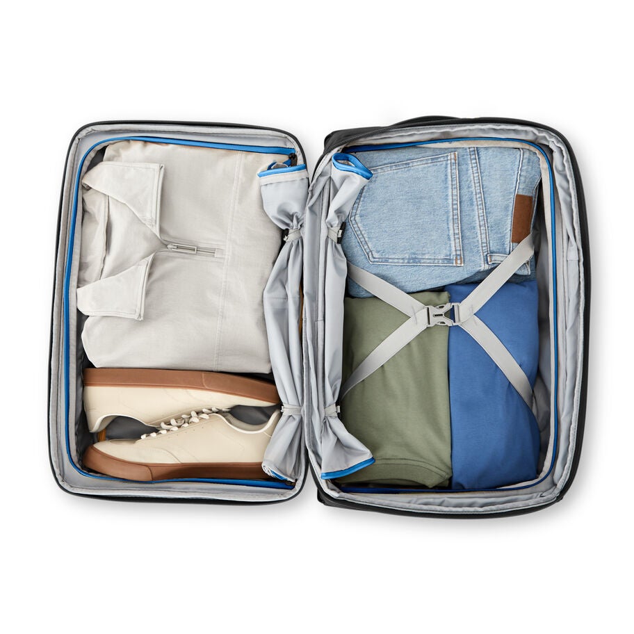 High Sierra Hi-Life Sac &agrave; Dos &agrave;Roulettes Convertible 3 en 1 in the color Noir/Bleu. image number 2