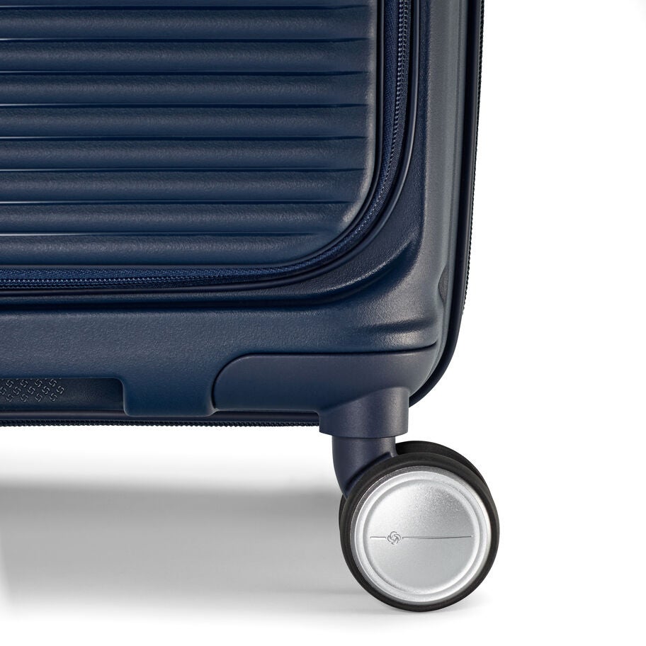 Samsonite Paralux Hardside Spinner Carry-On&trade; in the color Midnight Navy. image number 9