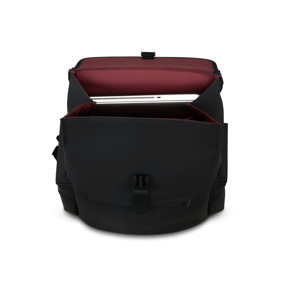 Lipault LOST IN BERLIN Cargo Backpack 2.0 in the color New | Black. image number 2