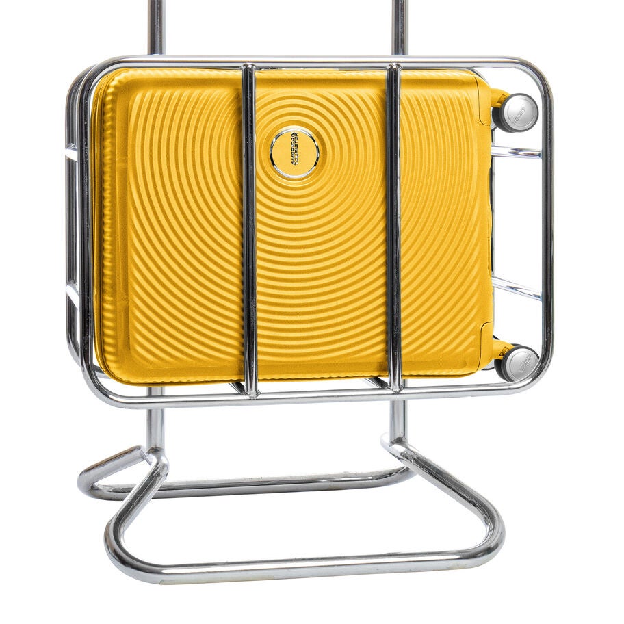 American Tourister Curio Valise de Cabine Spinner in the color Jaune Dor&eacute;. image number 2