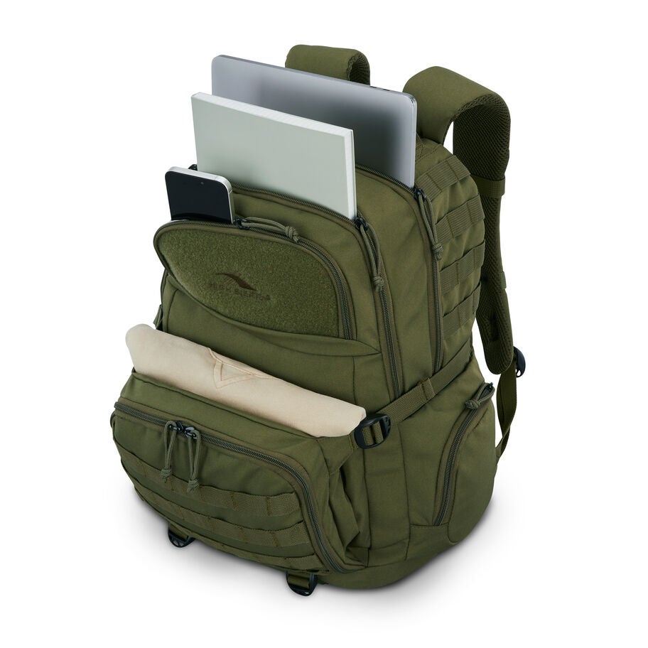 High Sierra Pathsetter Sac &agrave; Dos in the color Mousse. image number 1
