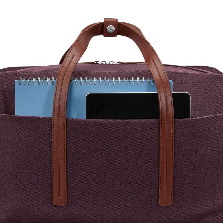 Samsonite Virtuosa Wheeled Duffle in the color Merlot. image number 5
