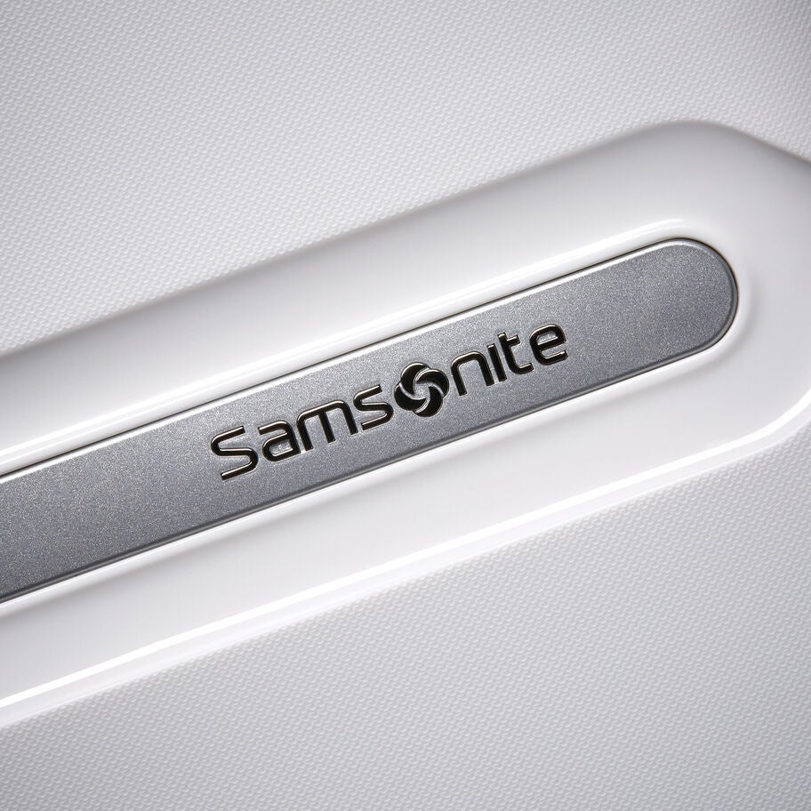 Samsonite Freeform&trade; Spinner Carry-On&trade; in the color White. image number 4