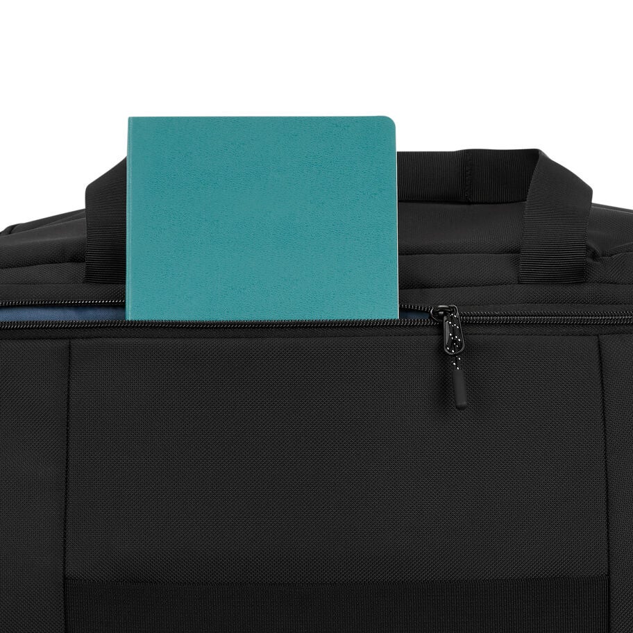 High Sierra Lineage Sac de Sport in the color Noir. image number 4