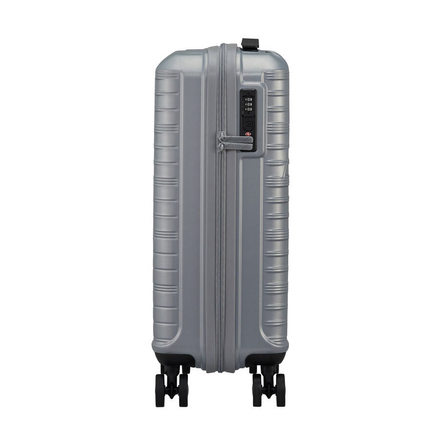American Tourister Surftime Spinner Carry-On&trade; in the color Silver. image number 3