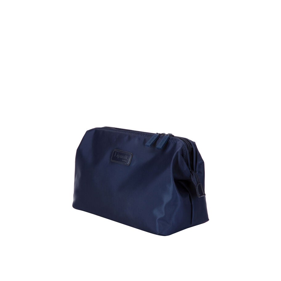 Lipault Plume accessoire Trousse de Toilette in the color Marine. image number 0