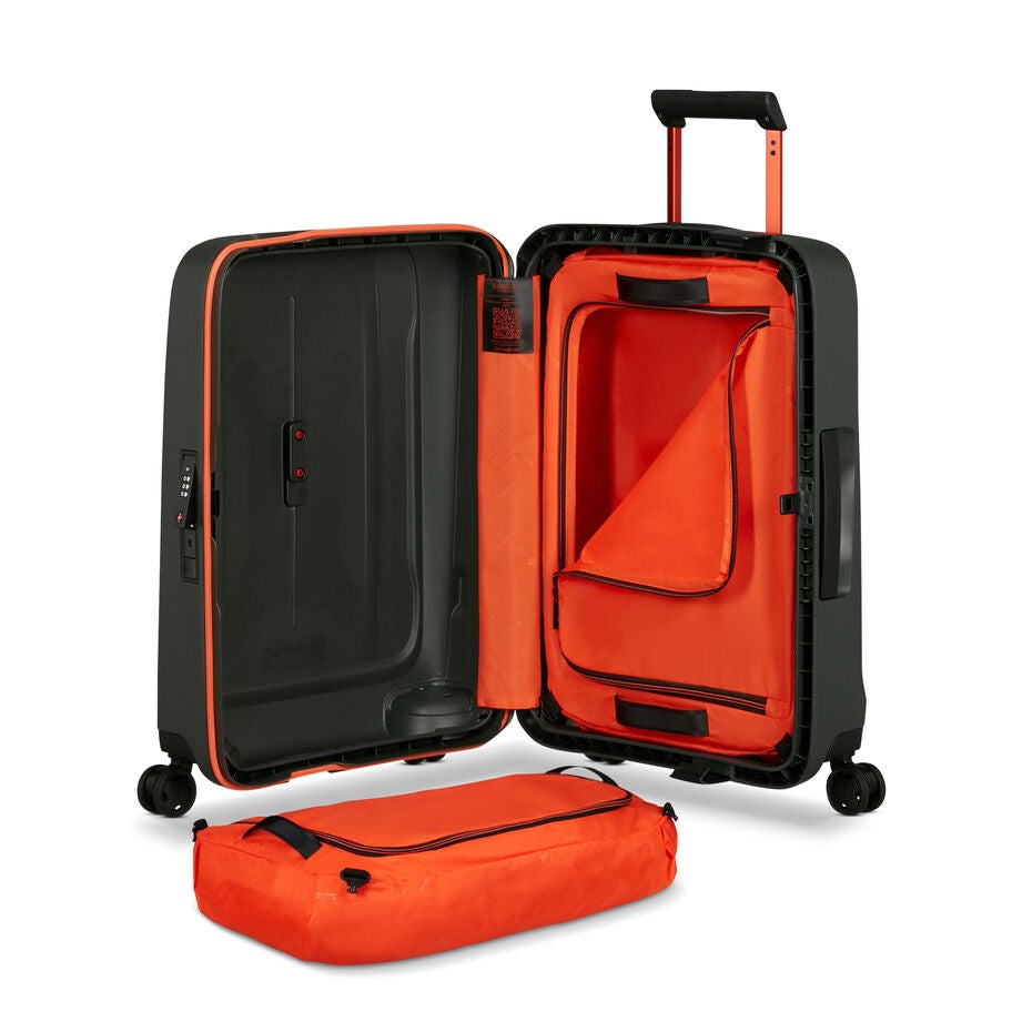 Samsonite Essens Circulaire valise de cabine &agrave; roues in the color Vert/Orange. image number 2