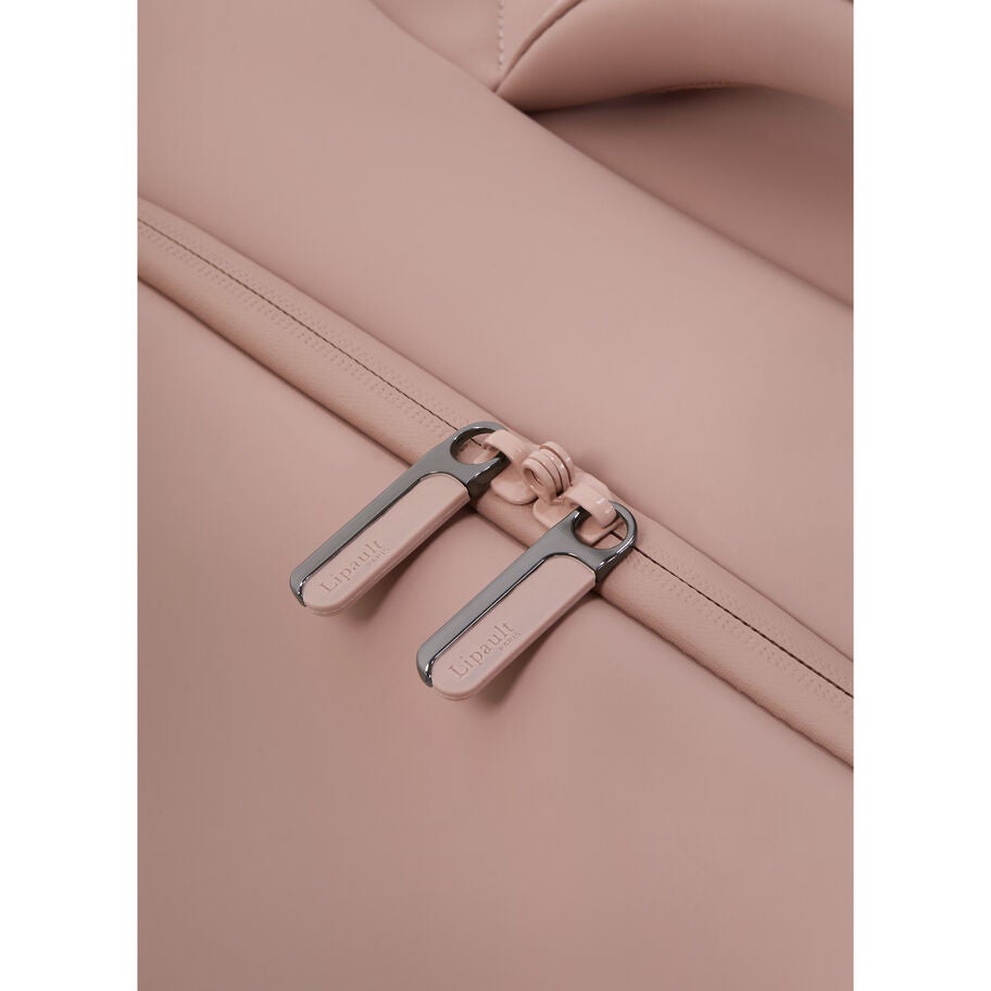 Lipault LOST IN BERLIN Valise Cabin 2.0 in the color Quartz rose. image number 5