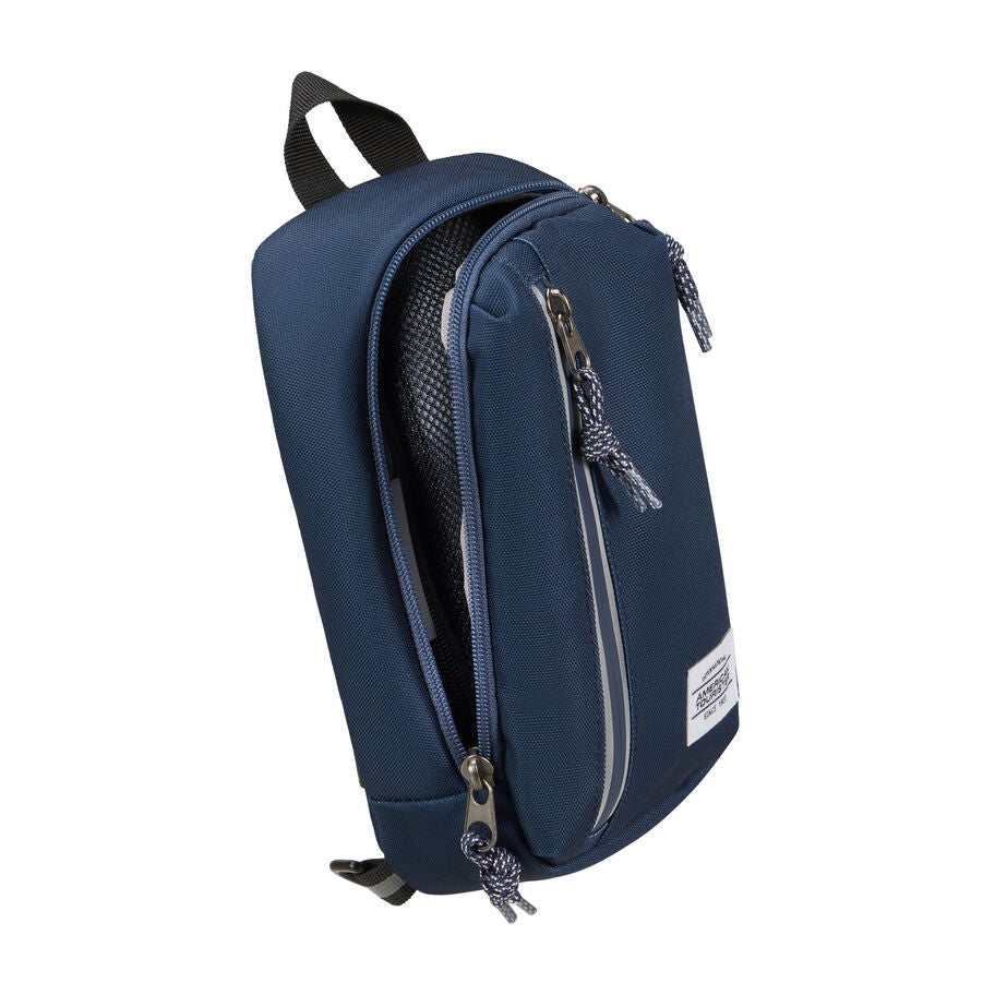 American Tourister BrightUp Sling Bag in the color Navy. image number 1