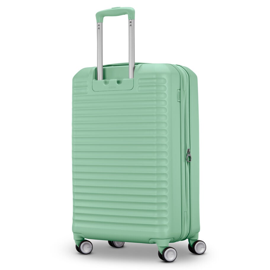 American Tourister Stratum 3.0 Spinner Medium in the color Surreal Green. image number 7