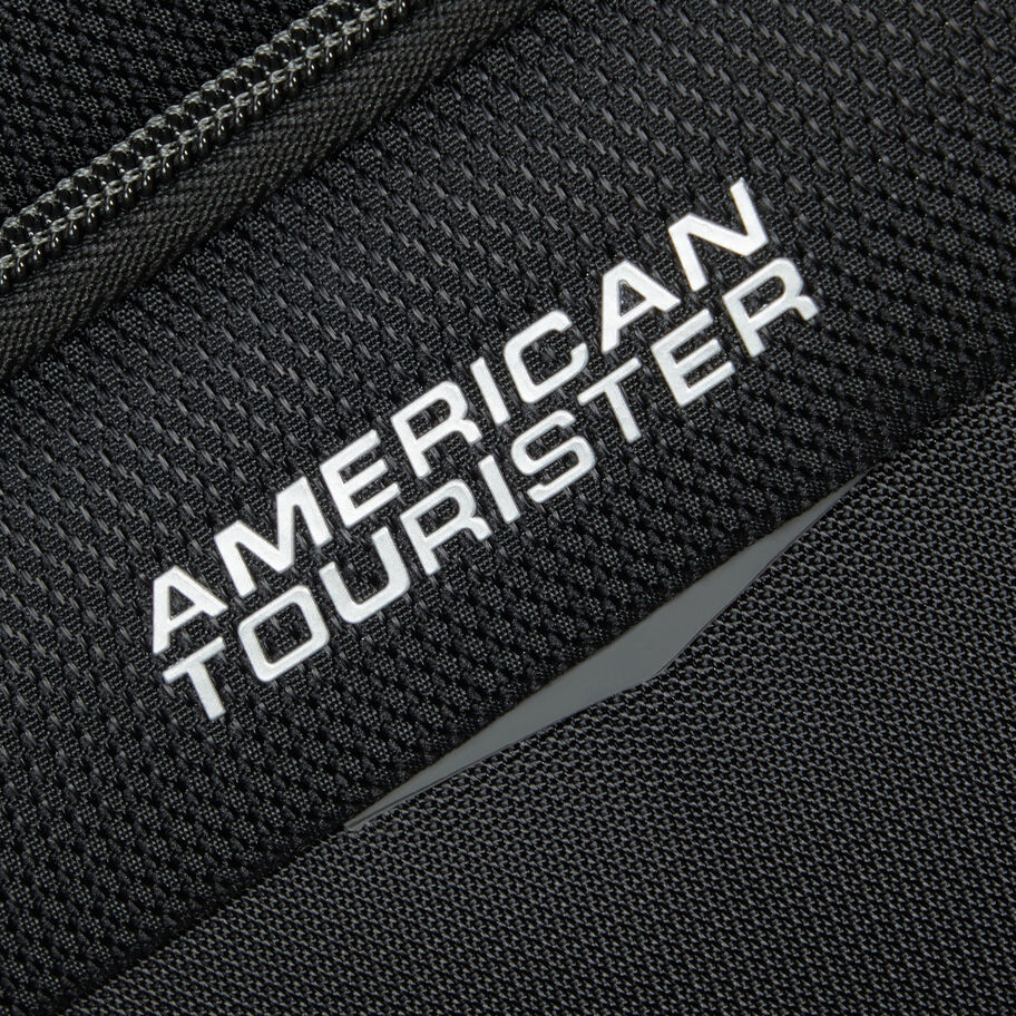 American Tourister SummerRide Spinner Medium in the color Black. image number 7