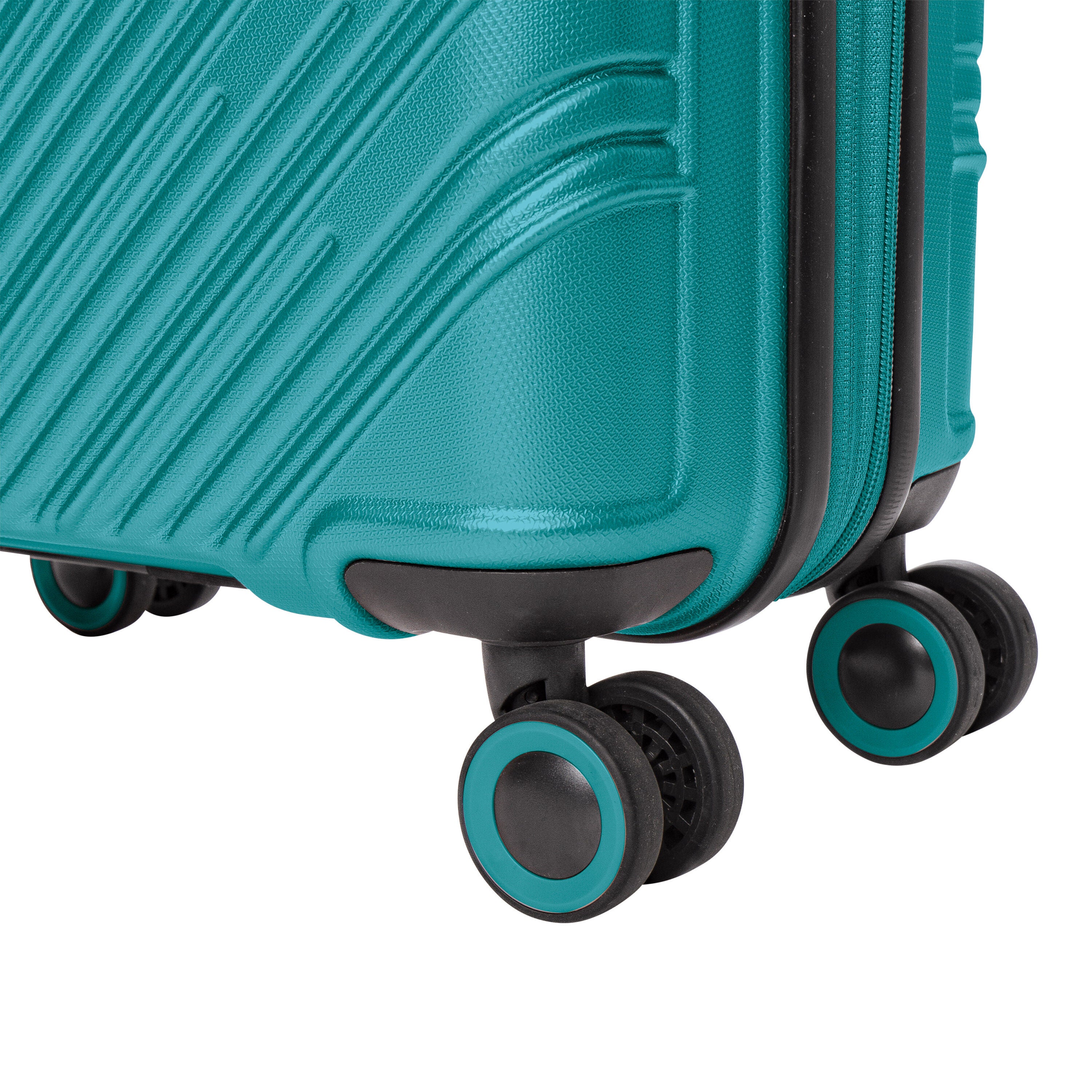 Buy American Tourister Speedstar Spinner Medium for CAD 240.00